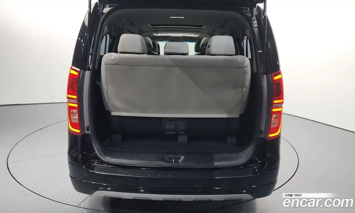 Hyundai Starex 2020 2.5 Автомат в Москве № 111104, фото 5