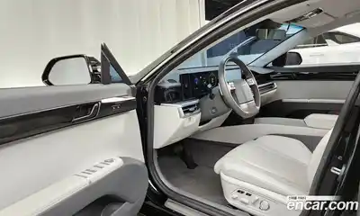 Hyundai Grandeur 2023 3.5 Автомат в Москве № 112716, миниатюра 2