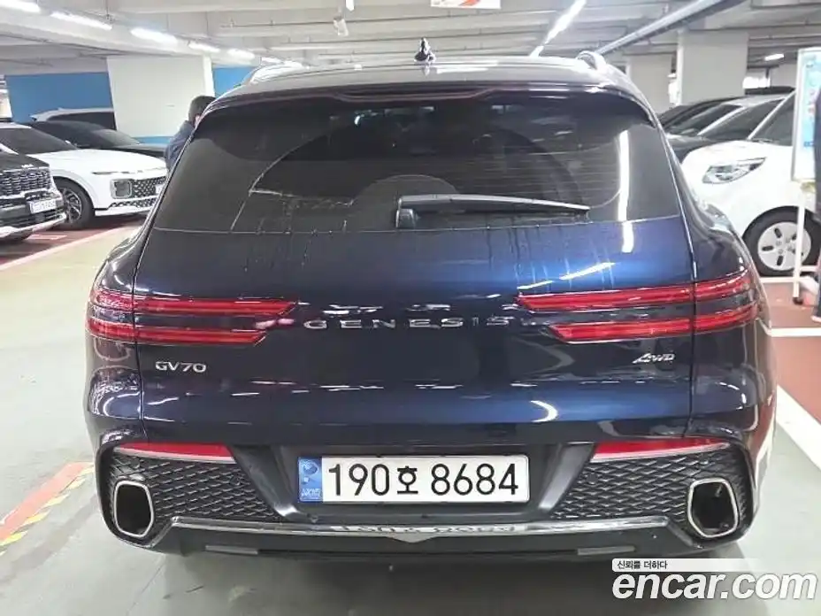 Genesis GV70 2023 2.5 Автомат в Москве № 116453, фото 11