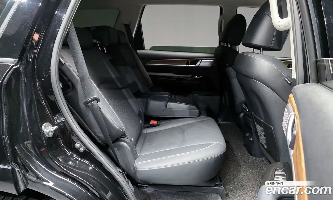 Kia Mohave 2021 3.0 Автомат в Москве № 121965, фото 20