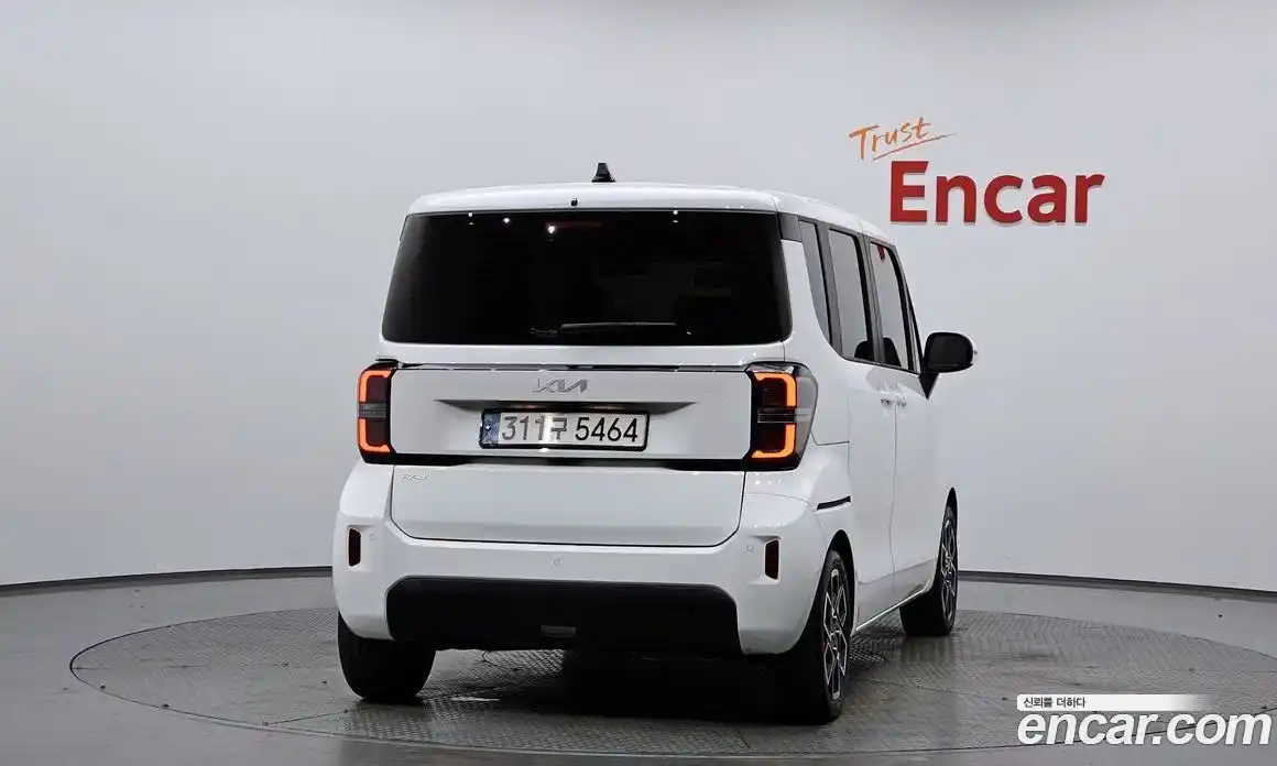 Kia Ray 2024 1.0 Автомат в Москве № 123195, фото 16