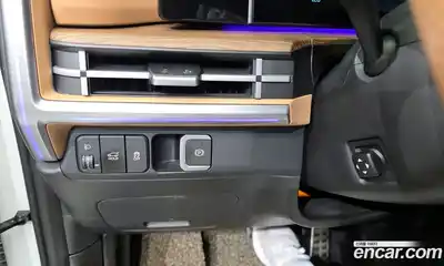 Hyundai Santa Fe 2024 1.6 Автомат в Москве № 125859, миниатюра 4