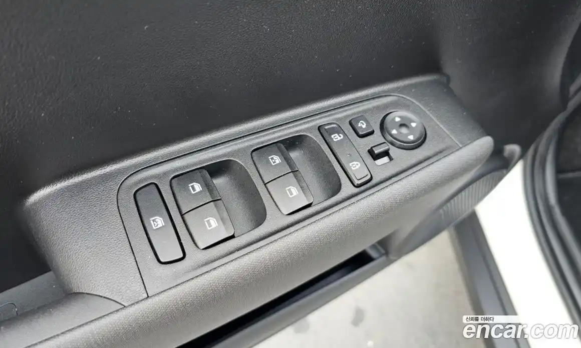 Hyundai Casper 2022 1.0 Автомат в Москве № 126168, фото 18