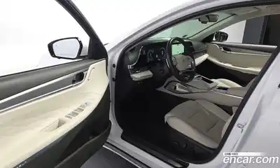 Hyundai Grandeur 2022 2.4 Автомат в Москве № 126187, миниатюра 3