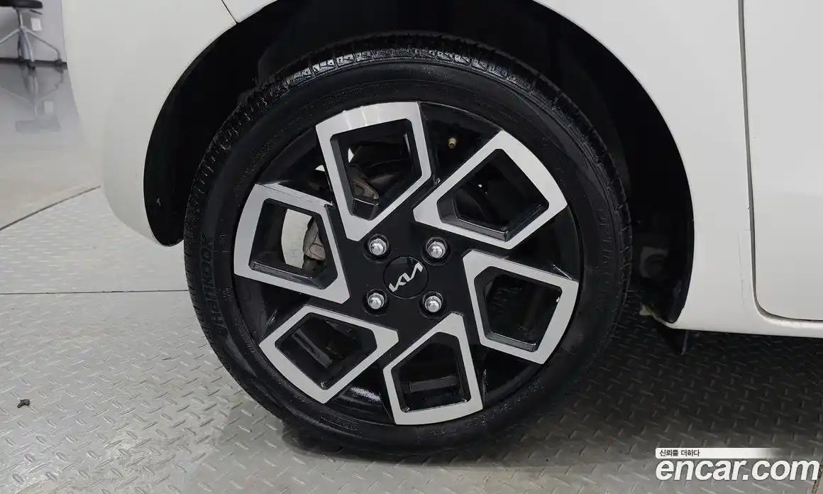 Kia Ray 2024 1.0 Автомат в Москве № 128139, фото 20