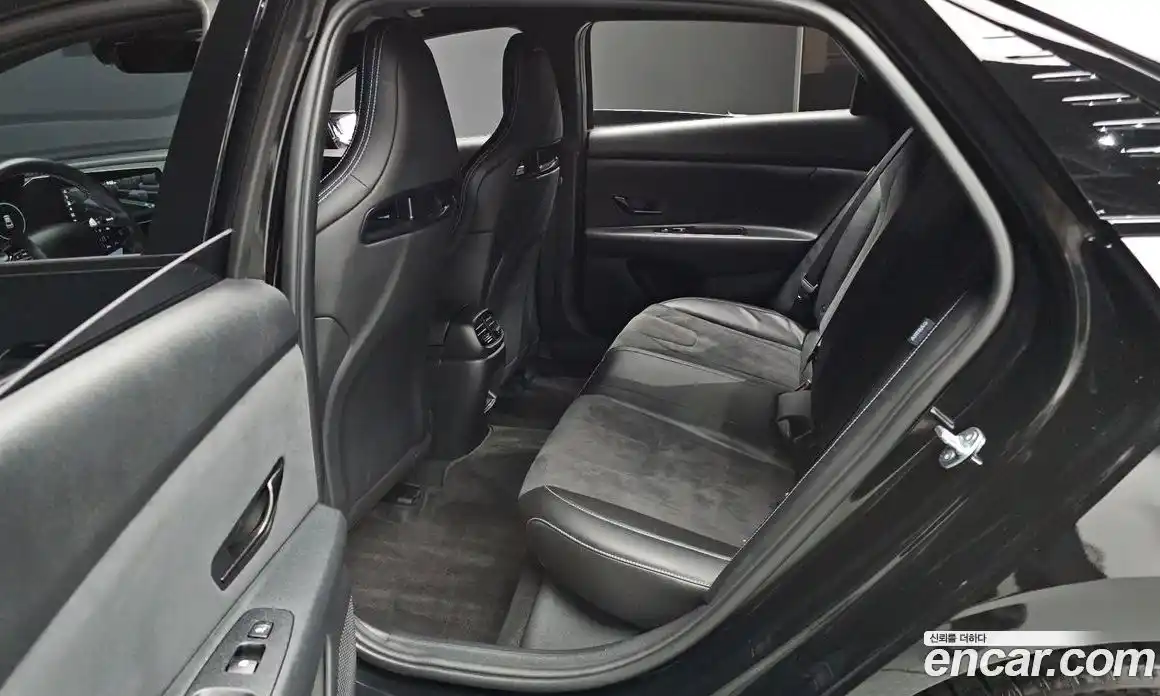 Hyundai Avante 2024 2.0 Автомат в Москве № 130567, фото 12