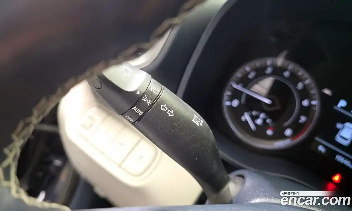 Hyundai Venue 2020 1.6 Автомат в Москве № 131014, фото 16