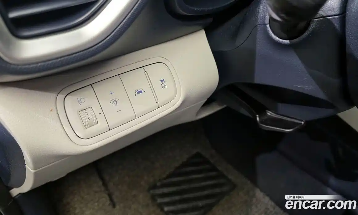 Hyundai Venue 2020 1.6 Автомат в Москве № 131014, фото 7