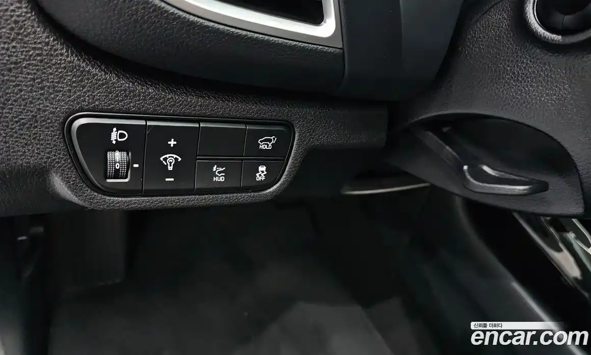 Kia Seltos 2023 1.6 Автомат в Москве № 132310, фото 16