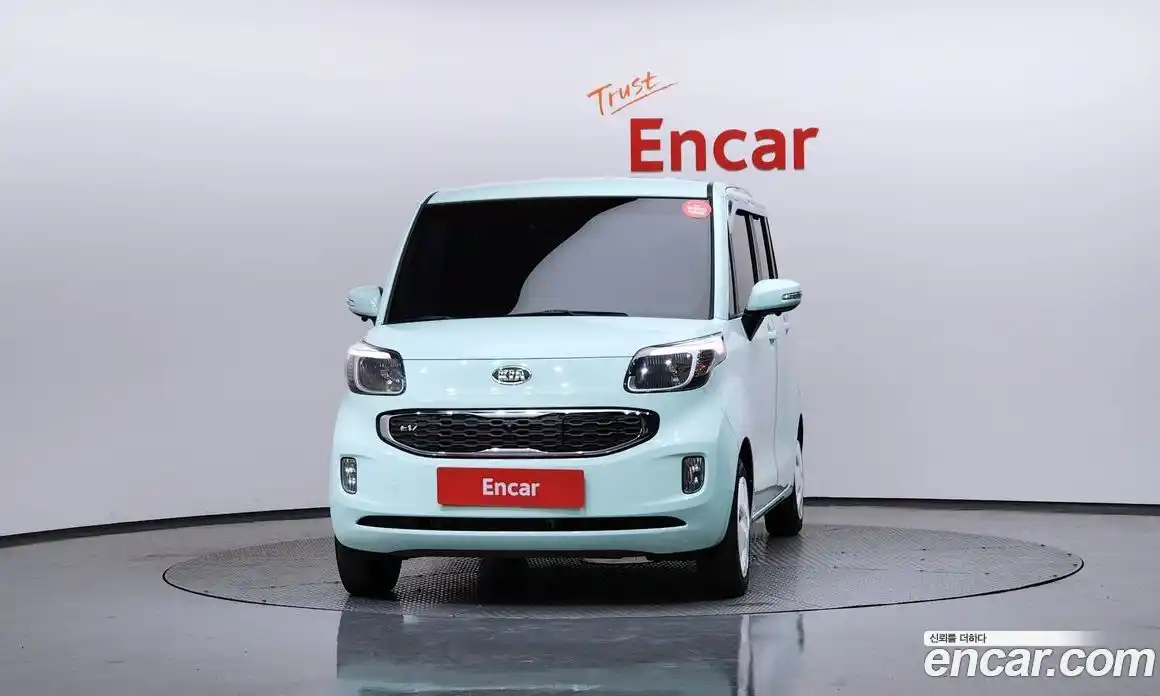 Kia Ray 2013 Автомат в Москве № 133339, фото 3
