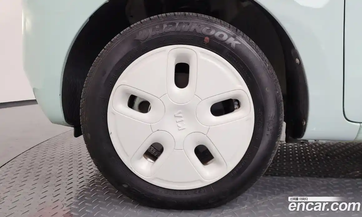 Kia Ray 2013 Автомат в Москве № 133339, фото 5