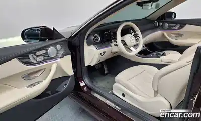 Mercedes-Benz E-Class 2021 3.0 Автомат в Москве № 135509, миниатюра 2