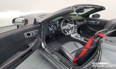 Mercedes-Benz SLC-Class 2017 2.0 Автомат в Москве № 140323, миниатюра 2