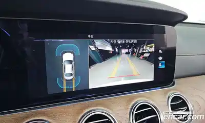 Mercedes-Benz E-Class 2021 2.0 Автомат в Москве № 141664, миниатюра 11