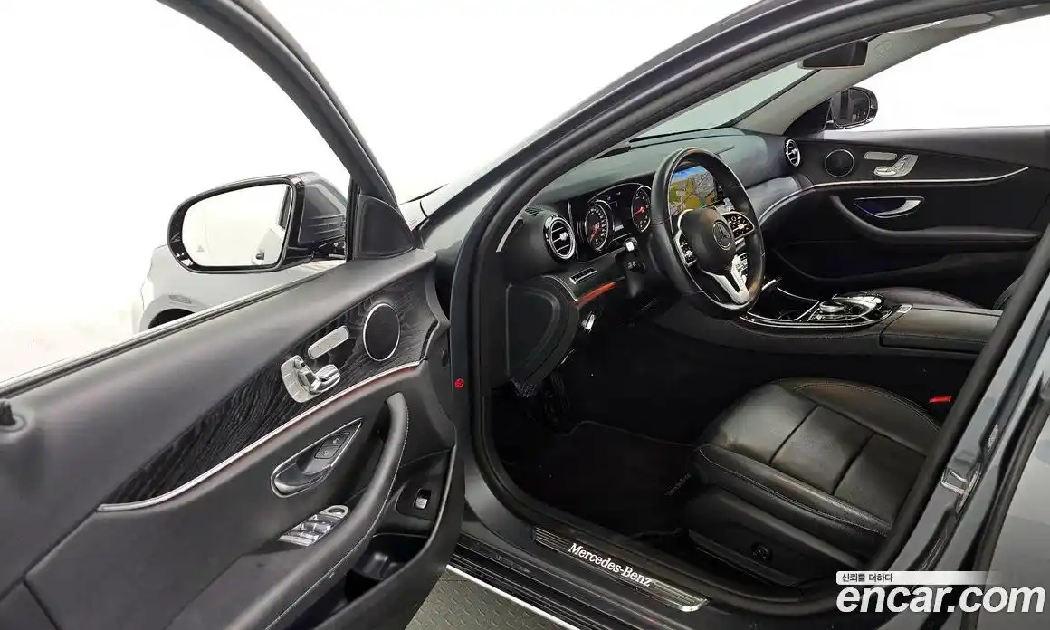 Mercedes-Benz E-Class 2019 1.9 Автомат в Москве № 142187, фото 19