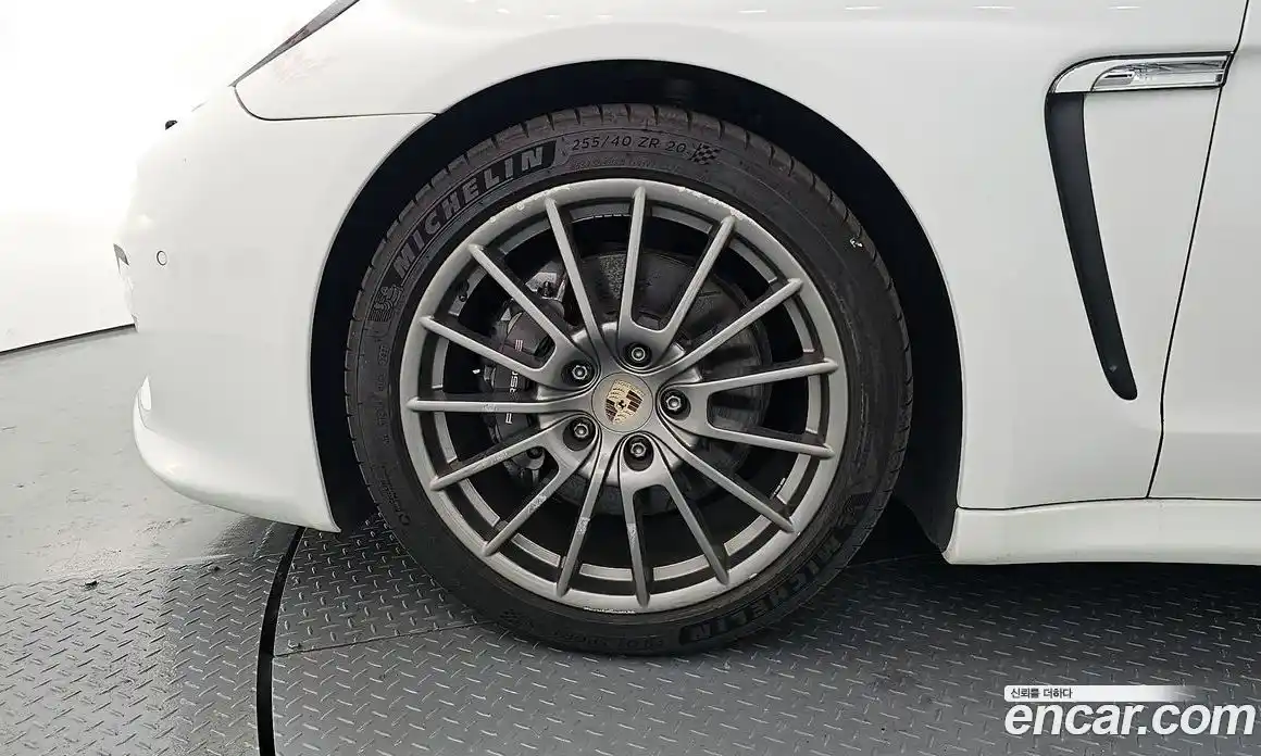 Porsche Panamera 2013 3.6 Автомат в Москве № 145740, фото 17