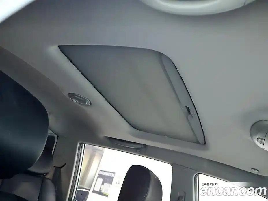 SsangYong Korando 2015 2.0 Автомат в Москве № 147427, фото 12