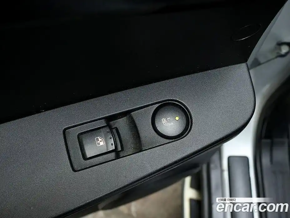 SsangYong Korando 2015 2.0 Автомат в Москве № 147427, фото 15