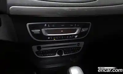 Renault SM3 2011 1.6 Автомат в Москве № 147626, миниатюра 3