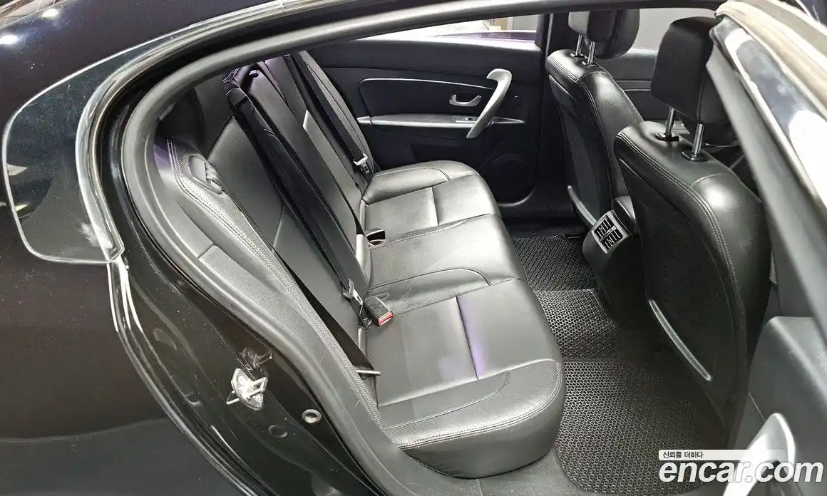 Renault SM5 2015 2.0 Автомат в Москве № 148625, фото 18