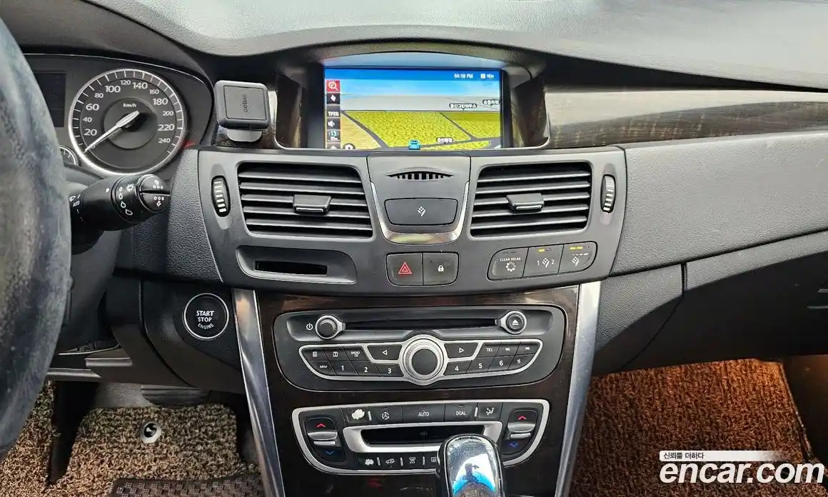 Renault SM5 2011 2.0 Автомат в Москве № 149714, фото 10