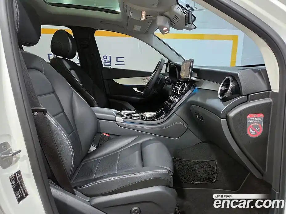 Mercedes-Benz GLC-Class 2017 2.1 Автомат в Москве № 150896, фото 17