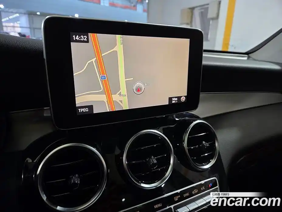 Mercedes-Benz GLC-Class 2017 2.1 Автомат в Москве № 150896, фото 10