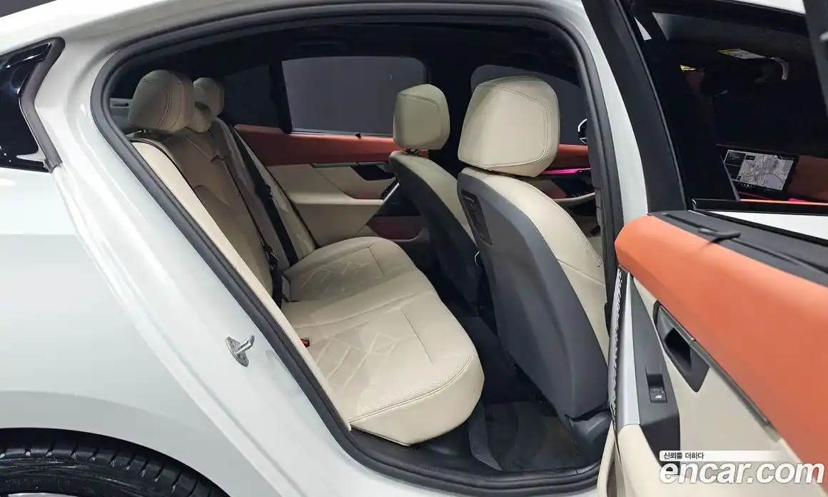 BMW 5-Series 2024 2.0 Автомат в Москве № 154303, фото 6