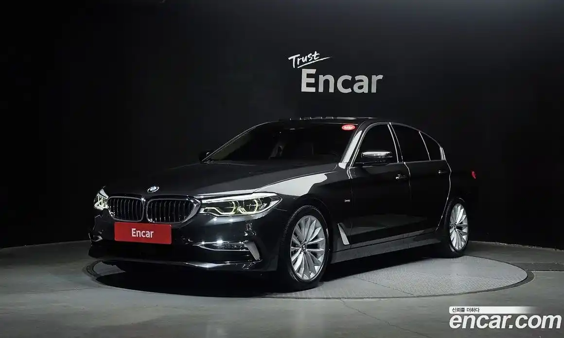 BMW 5-Series 2018 2.0 Автомат в Москве № 159098, фото 1