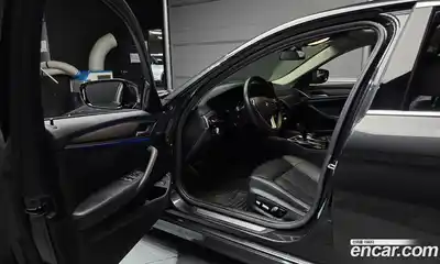 BMW 5-Series 2018 2.0 Автомат в Москве № 159098, миниатюра 11