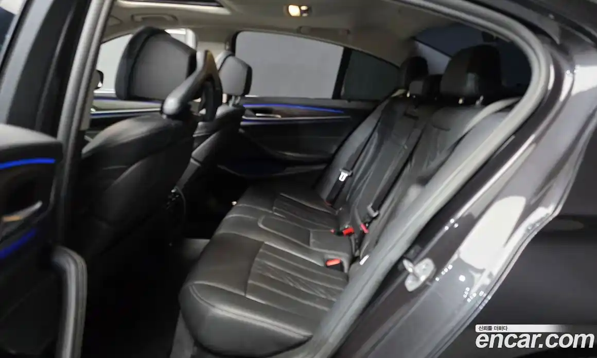 BMW 5-Series 2018 2.0 Автомат в Москве № 159098, фото 12