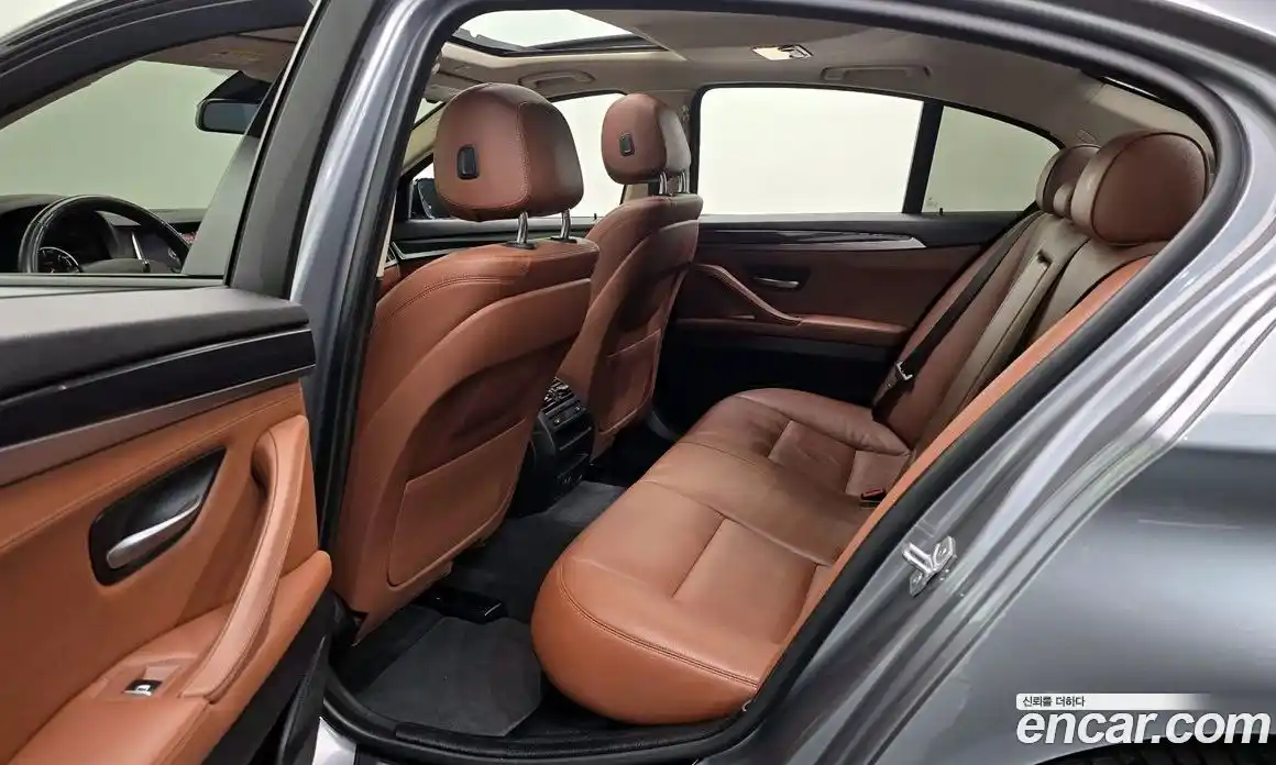 BMW 5-Series 2016 2.0 Автомат в Москве № 159291, фото 14