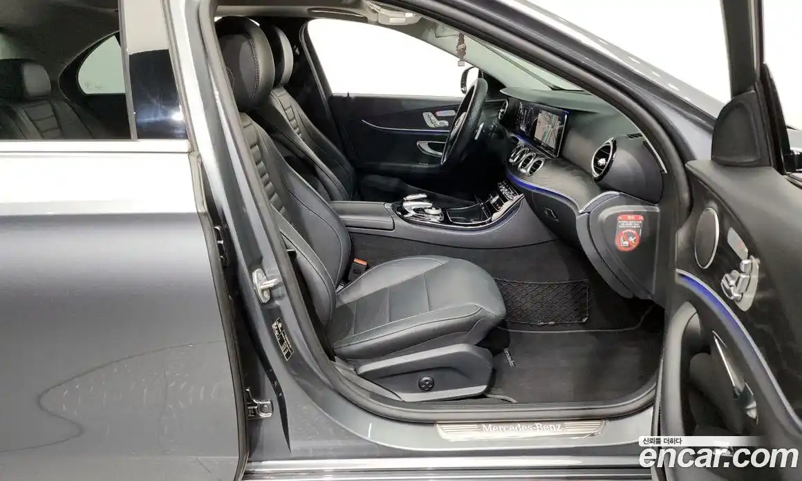 Mercedes-Benz E-Class 2017 2.0 Автомат в Москве № 161907, фото 11