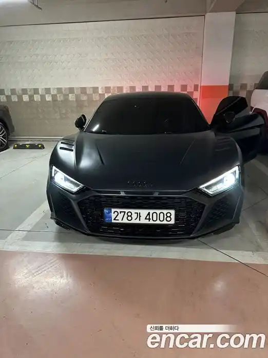 Audi R8 2017 5.2 Автомат в Москве № 163050, фото 1