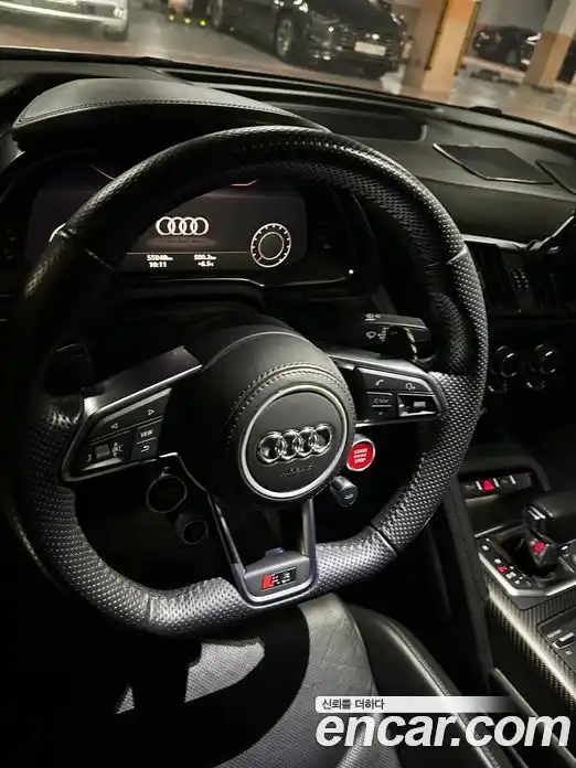 Audi R8 2017 5.2 Автомат в Москве № 163050, фото 19