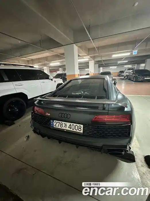 Audi R8 2017 5.2 Автомат в Москве № 163050, фото 20