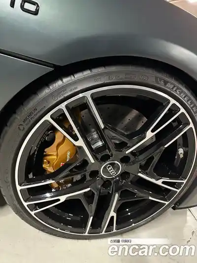 Audi R8 2017 5.2 Автомат в Москве № 163050, миниатюра 5