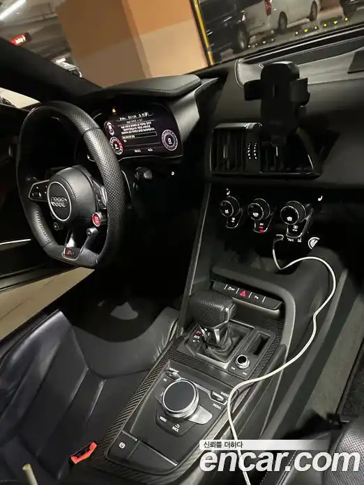 Audi R8 2017 5.2 Автомат в Москве № 163050, фото 7