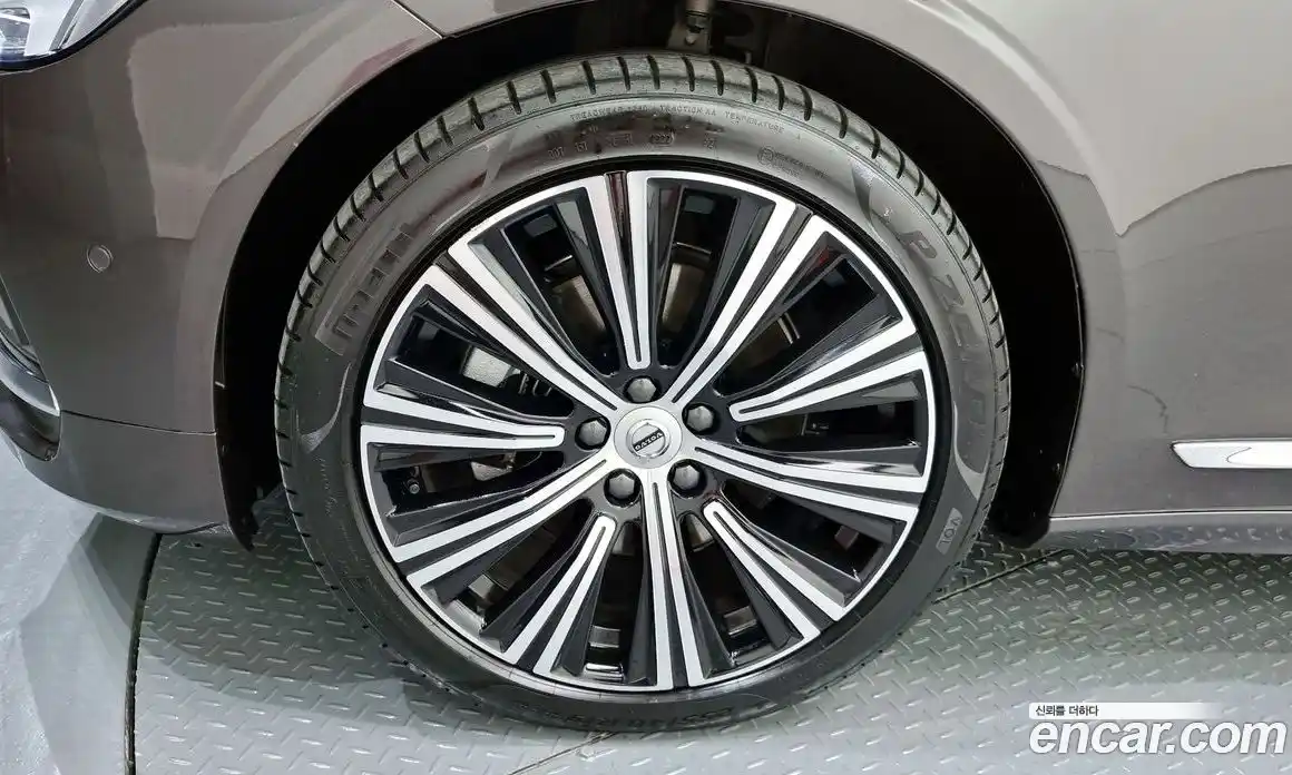 Volvo S90 2023 2.0 Автомат в Москве № 164196, фото 1