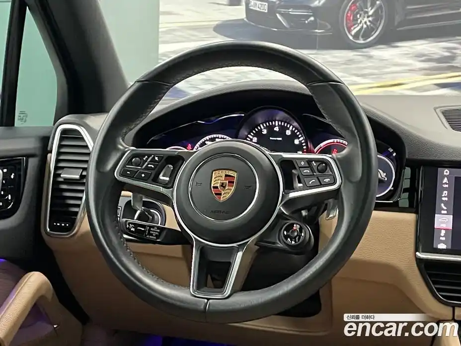 Porsche Cayenne 2019 3.0 Автомат в Москве № 165142, фото 12
