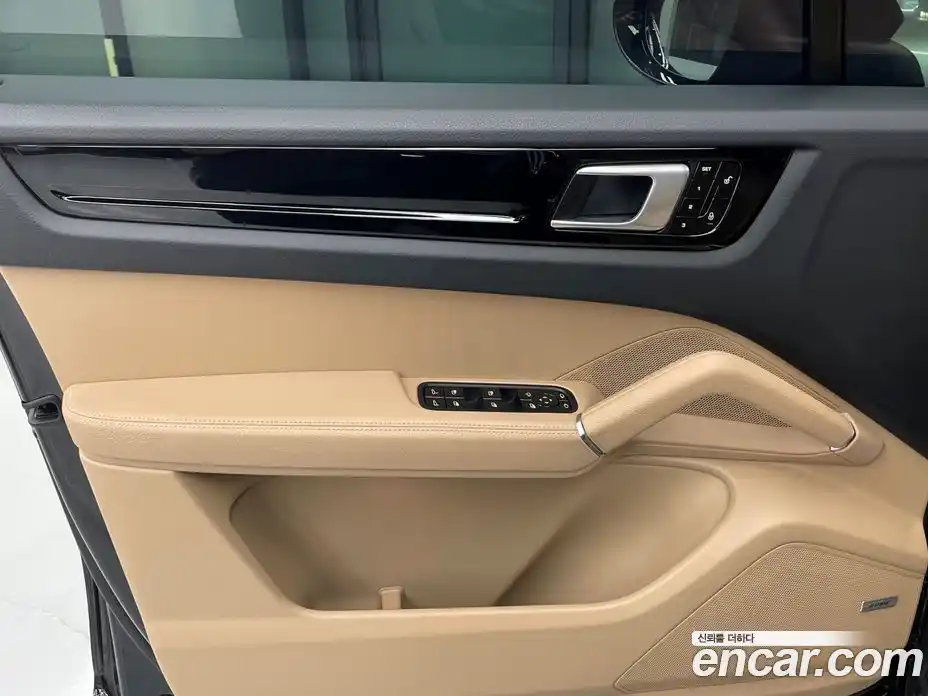 Porsche Cayenne 2019 3.0 Автомат в Москве № 165142, фото 17