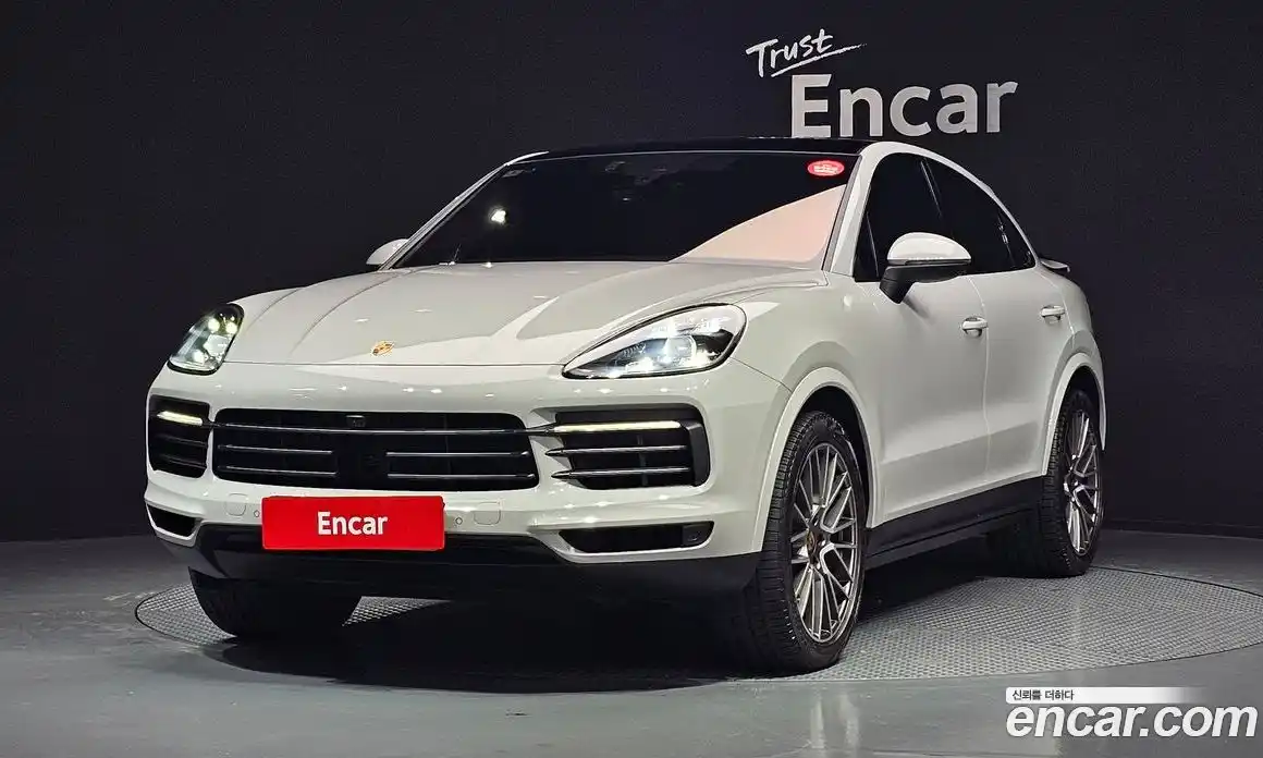 Porsche Cayenne 2022 3.0 Автомат в Москве № 165154, фото 1