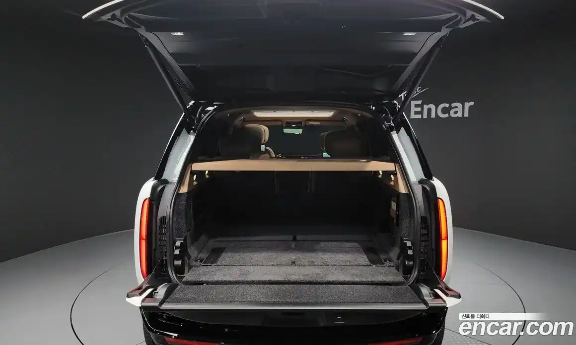 Land Rover Range-Rover 2024 4.4 Автомат в Москве № 166031, фото 20