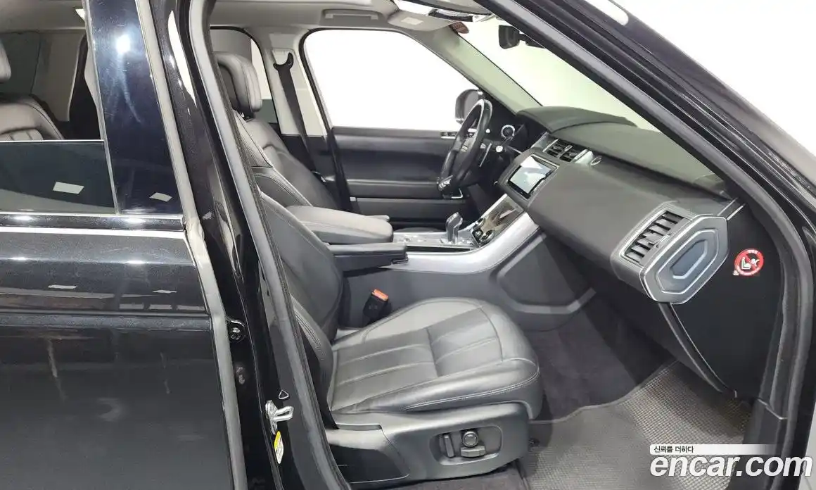 Land Rover Range-Rover Sport 2019 3.0 Автомат в Москве № 166271, фото 7