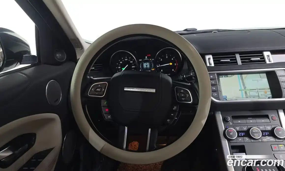 Land Rover Range-Rover Evoque 2016 2.0 Автомат в Москве № 166571, фото 17