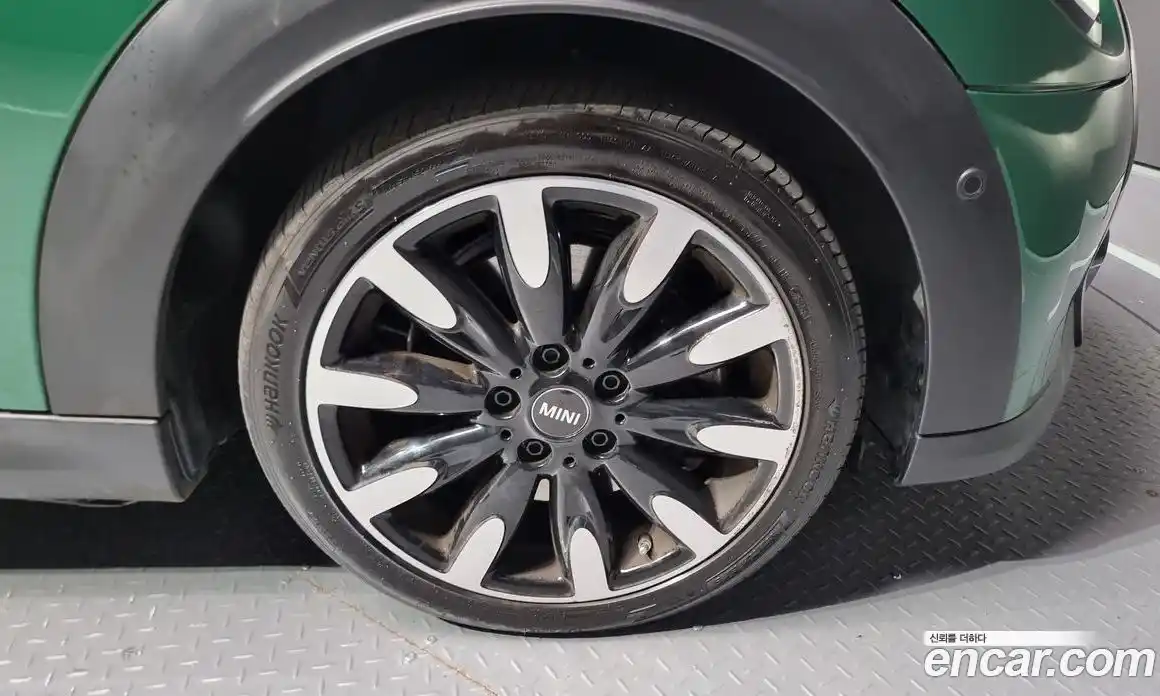 Mini Cooper 2023 2.0 Автомат в Москве № 167016, фото 19