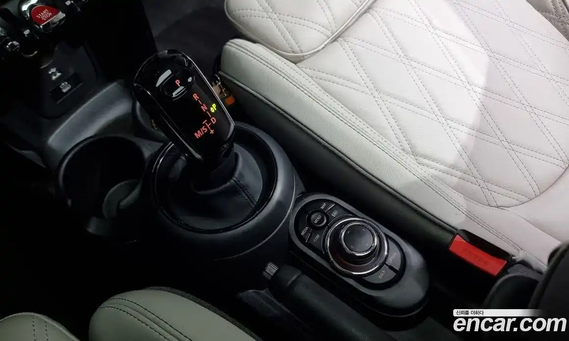 Mini Cooper 2023 2.0 Автомат в Москве № 167016, фото 5