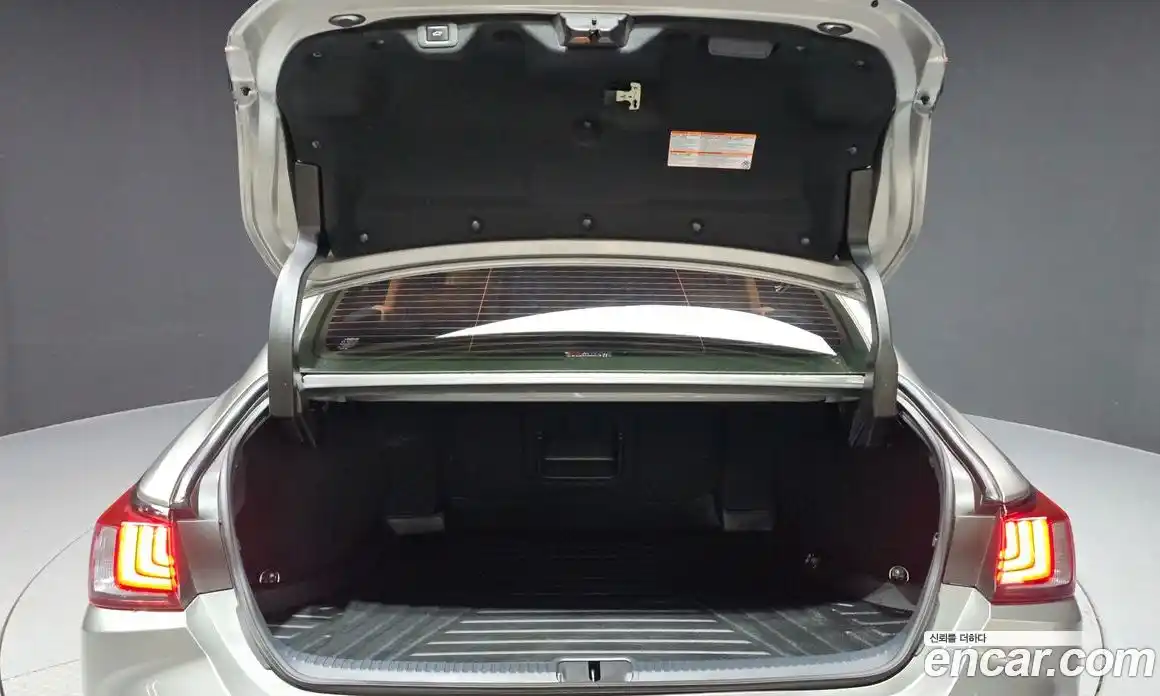 Lexus ES 2024 2.5 Автомат в Москве № 167970, фото 14