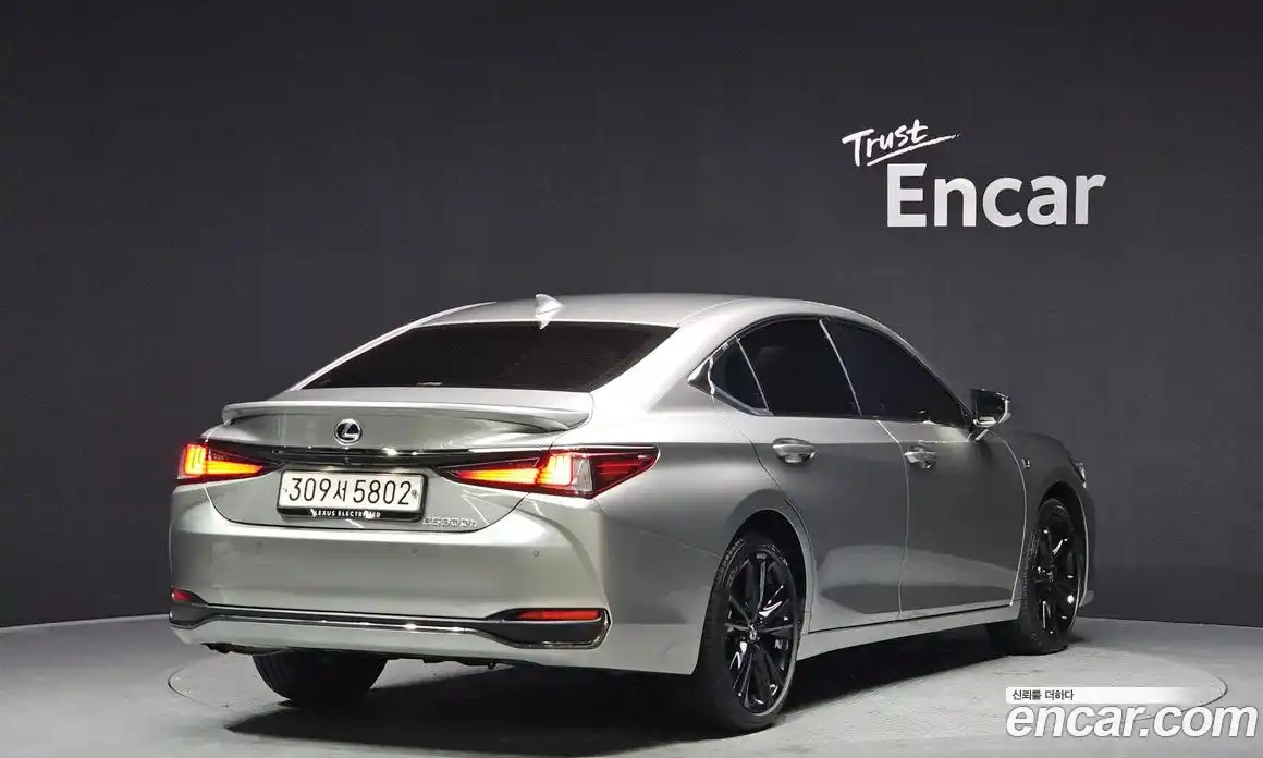 Lexus ES 2024 2.5 Автомат в Москве № 167970, фото 20