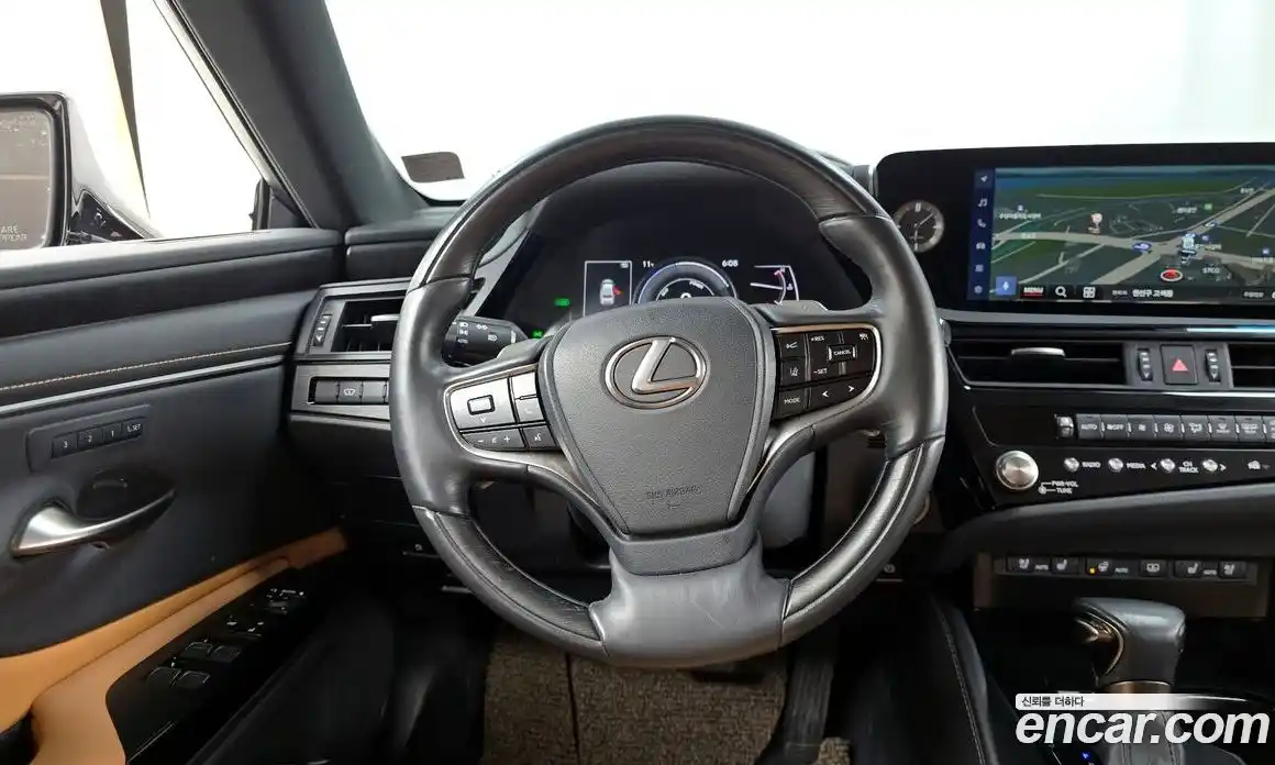 Lexus ES 2023 2.5 Автомат в Москве № 168163, фото 13